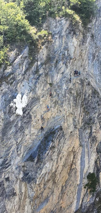 Un Moment De Detente Inoubliable Saillon-Les-Bain Bagian luar foto